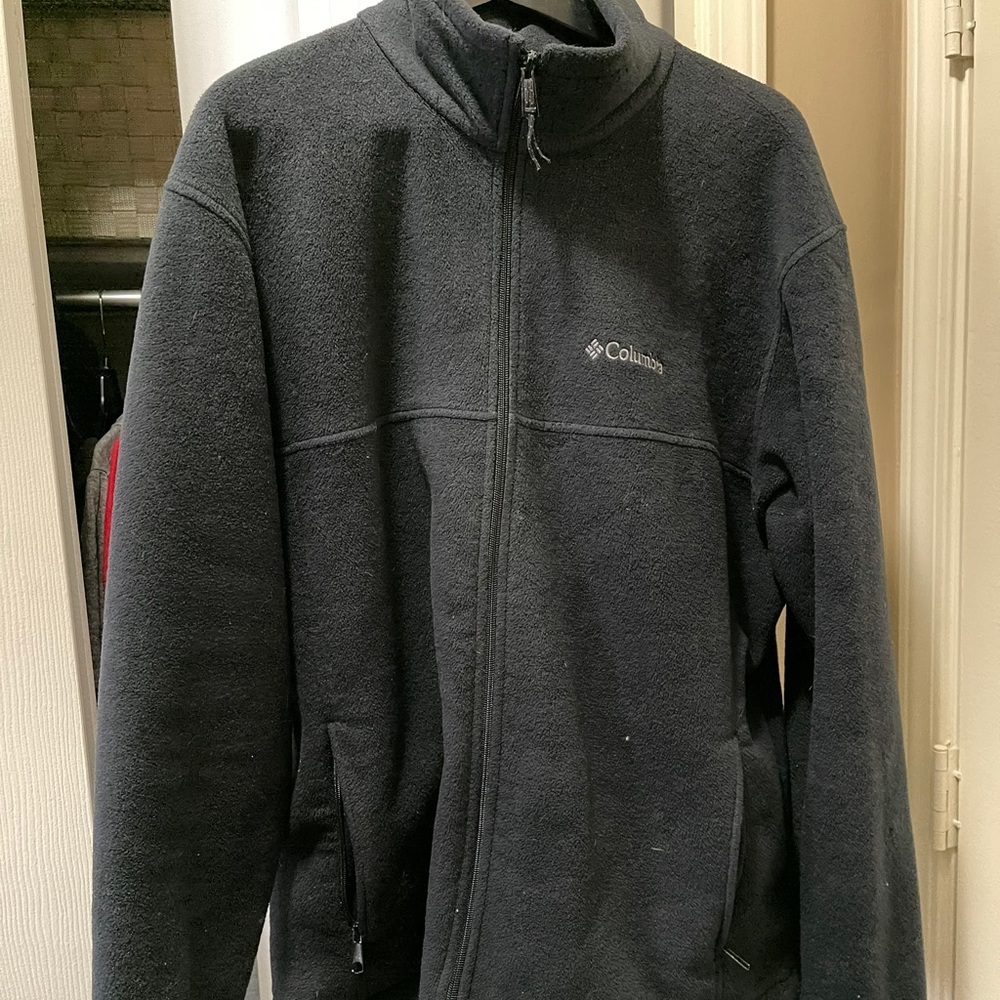 Black Columbia Fleece- Size XL (men’s)